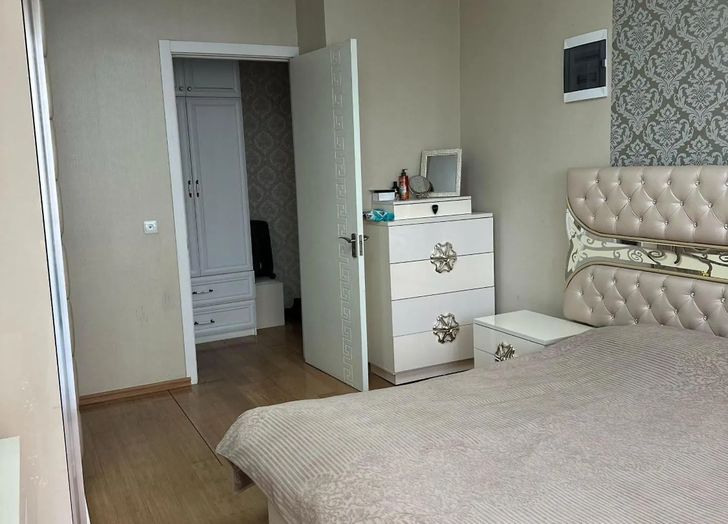 Tbilisi 3 Bеd Room Flat Dirsi